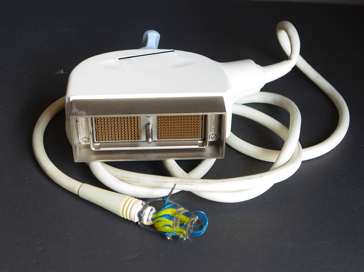 [PARTS] GE 4C Convex Array Ultrasound Transducer Probe 2401359 FOR PARTS